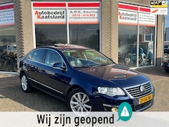 Volkswagen Passat - 3.2 V6 Highline 4M DSG - Vol optie's - Uniek - Volledige onderhoudshistorie aanwezig