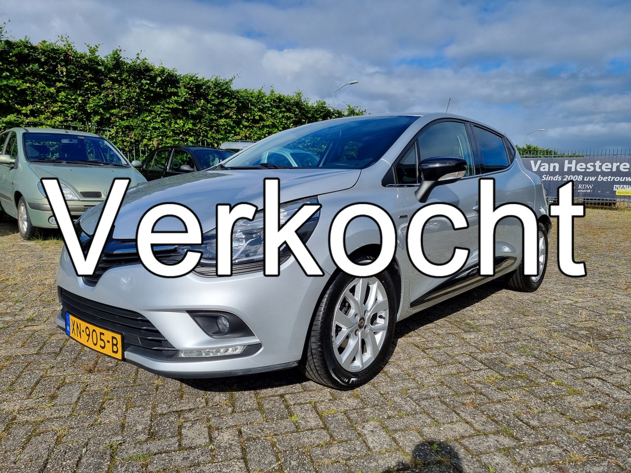 Renault Clio - 0.9 TCe Limited ✅ DEALER ONDERHOUDEN! ✅NIEUWE KETTING!! - AutoWereld.nl