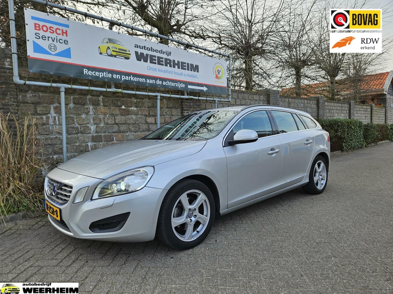 Volvo V60 - 1.6 T4 Summum AUTOMAAT! - AutoWereld.nl