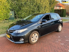 Toyota Auris - 1.8 Hybrid Aspiration dealer onderhouden accu check nieuw model