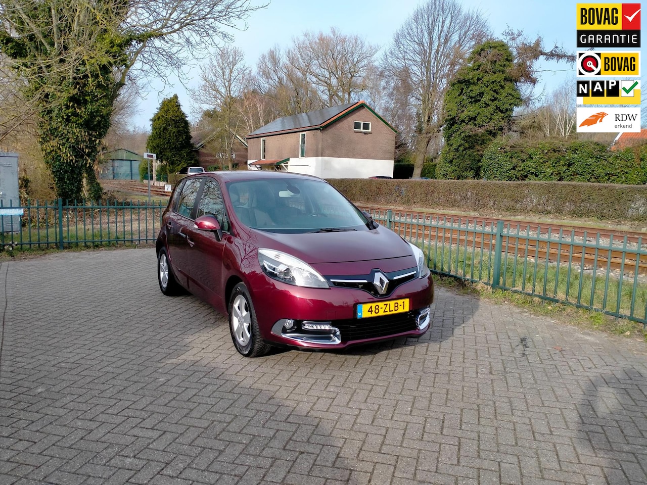 Renault Scénic - 1.2 TCe Collection nieuwe motor Airco/Navi trekhaak ALLINPRIJS - AutoWereld.nl