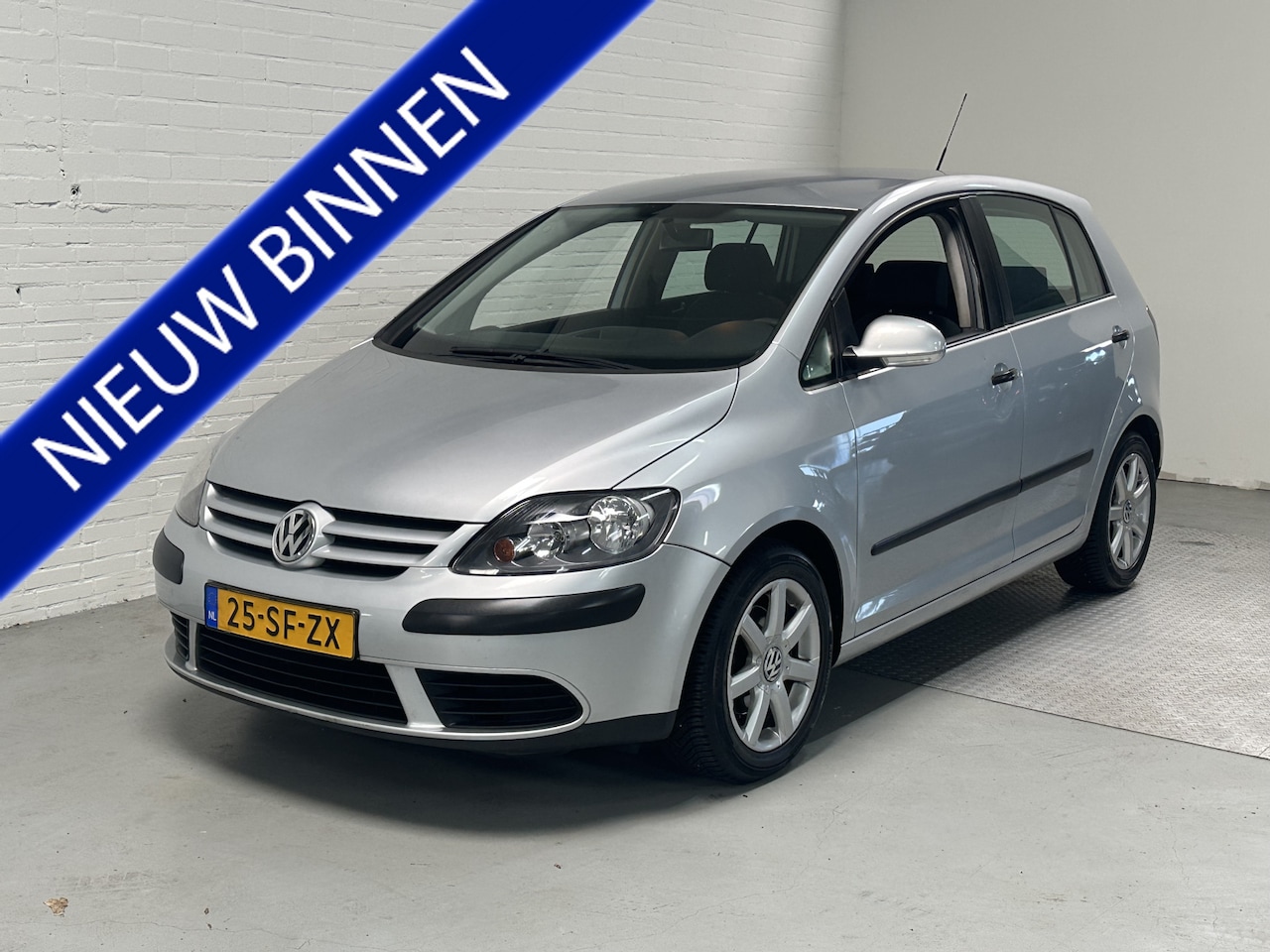 Volkswagen Golf Plus - 1.4 FSI Bus.line AIRCO / TREKHAAK / NIEUWE KETTING / APK - AutoWereld.nl