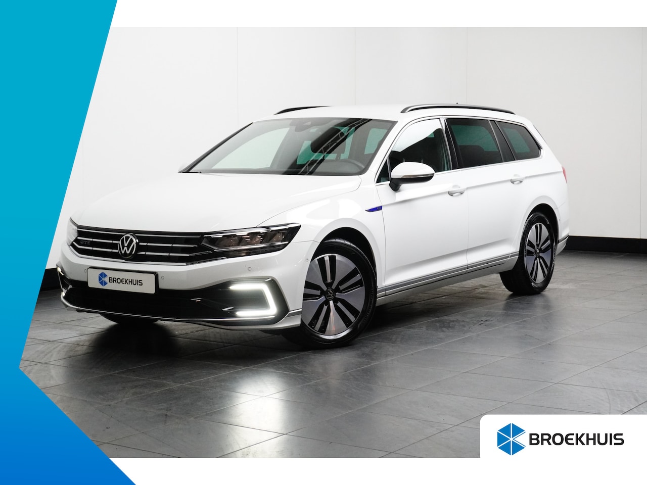 Volkswagen Passat Variant - 1.4 TSI 204 pk PHEV GTE Business 6-DSG | Trekhaak elektrisch uitklapbaar | Dodehoek | ACC - AutoWereld.nl