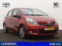 Toyota Yaris - 1.3 VVT-i Dynamic | Navigatie | Camera | LM Velgen |