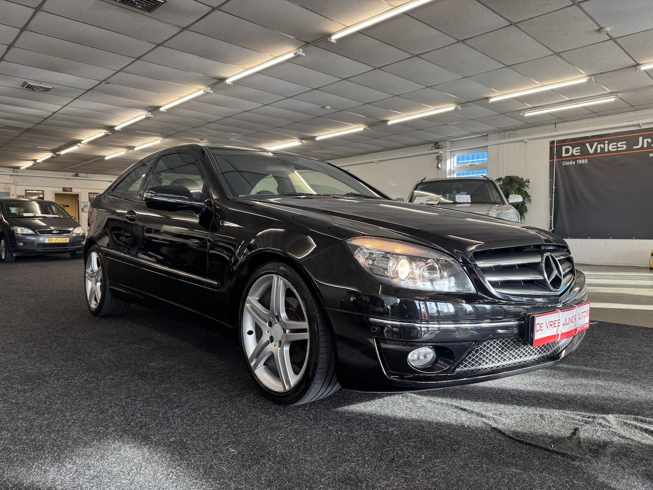 Mercedes-Benz CLC-klasse - 180 K. Automaat, flippers, parkeersens. voor&achter, BT en veel meer! - AutoWereld.nl