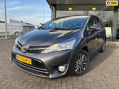 Toyota Verso - 1.8 VVT-i Aspiration 7p.|Trekhaak|Navigatie