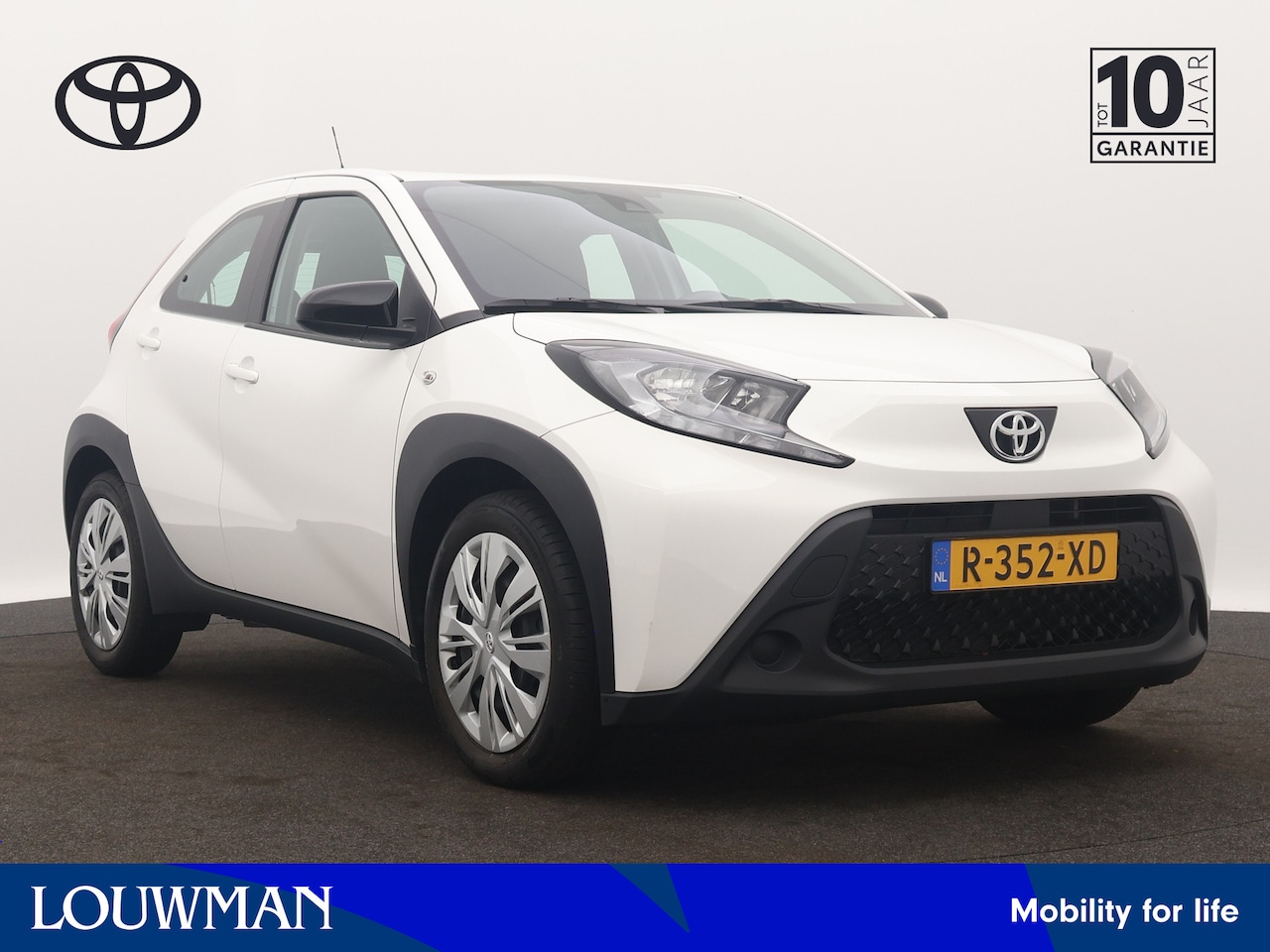 Toyota Aygo X - 1.0 VVT-i MT Play | Adaptive Cruise Control | Apple Carplay | Airco | Camera | - AutoWereld.nl