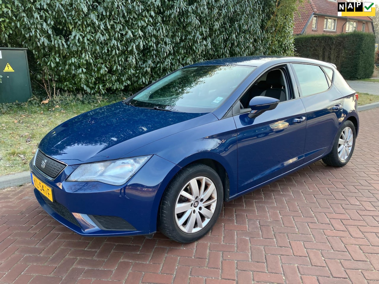 Seat Leon - 1.0 EcoTSI Reference nieuwe apk en service nette auto bj 2016 - AutoWereld.nl