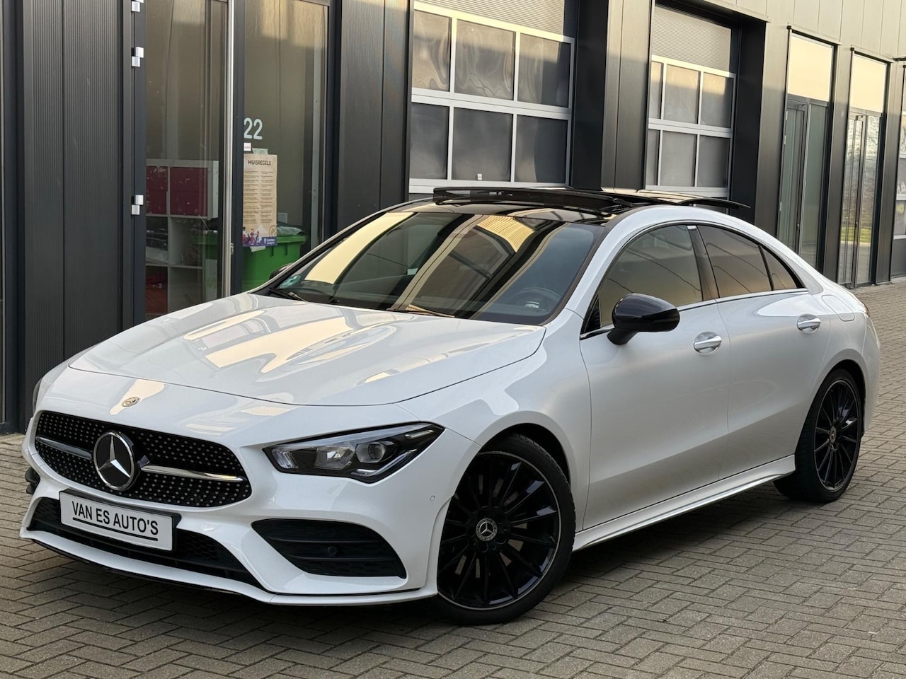 Mercedes-Benz CLA-Klasse - 250 4MATIC AMG PANO|KEYLESS|BURMEISTER - AutoWereld.nl