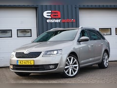 Skoda Octavia Combi - 1.0 TSI DSG Greentech Style Business | XENON | PANO | LEDER/ALCANTARA | STOELVERW. |