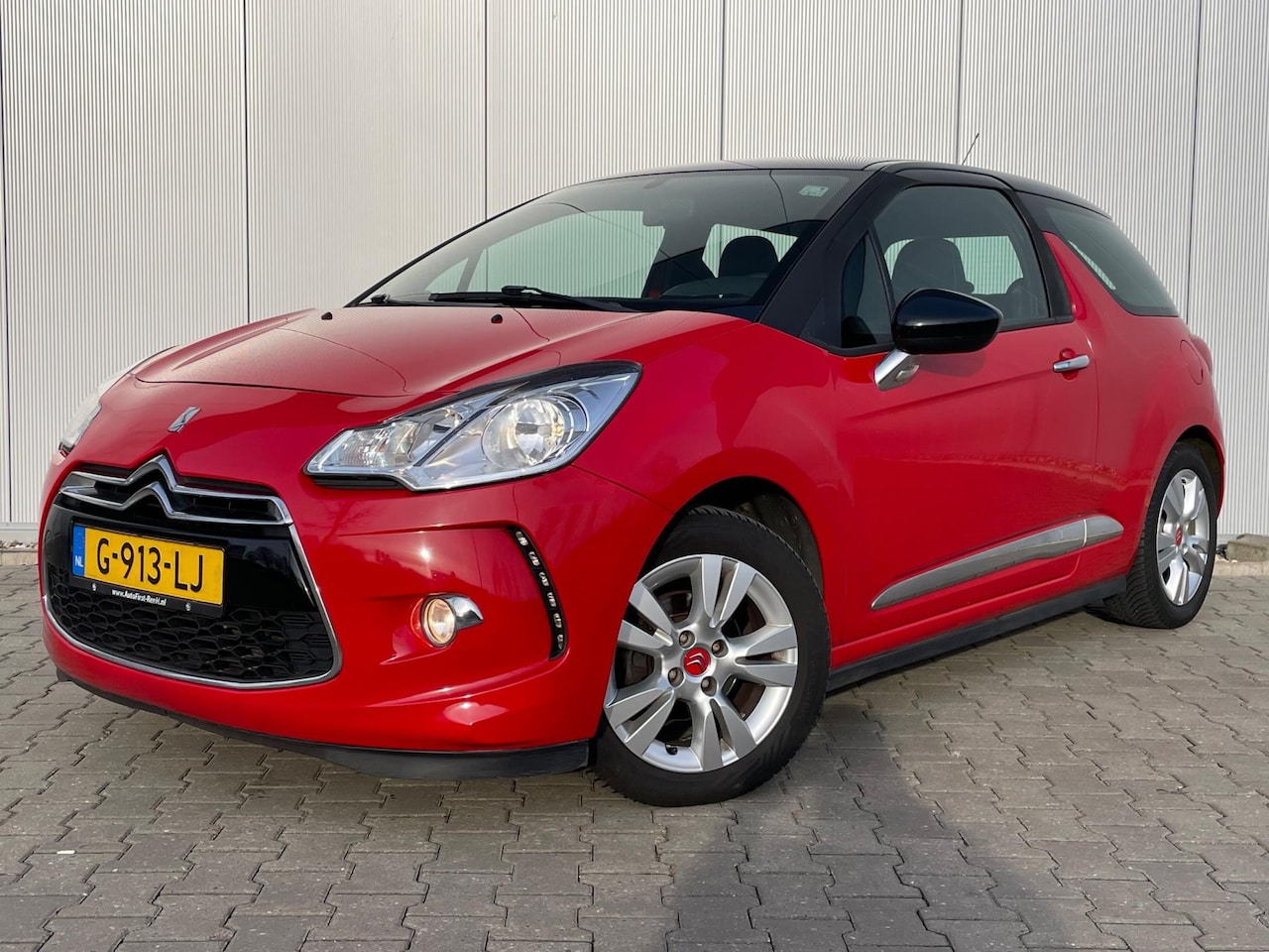 Citroën DS3 - 1.2 VTi Chic 1.2 VTi Chic, airco, cruise. - AutoWereld.nl