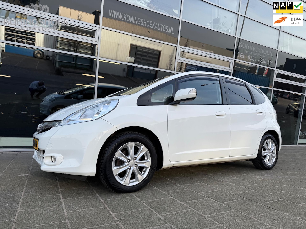 Honda Jazz - 1.4 Hybrid Business Mode 1.4 Hybrid Business Mode + - AutoWereld.nl