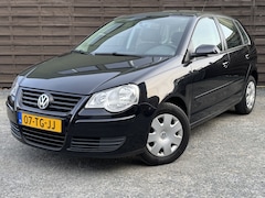 Volkswagen Polo - 1.4-16V Optive / EL-ramen / Airco / Nieuwe APK