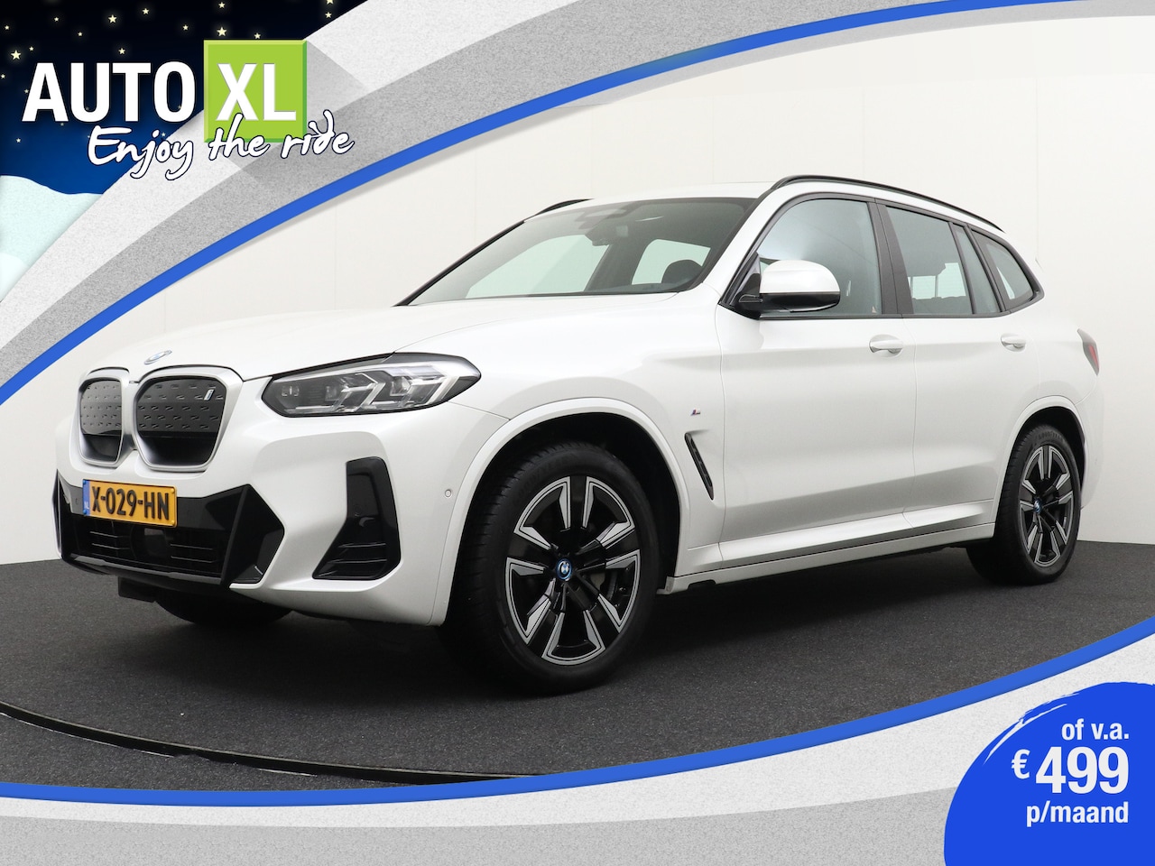 BMW iX3 - 80 kWh M-Sport Pano-dak Adapt. Cruise Dodehoek Camera - AutoWereld.nl