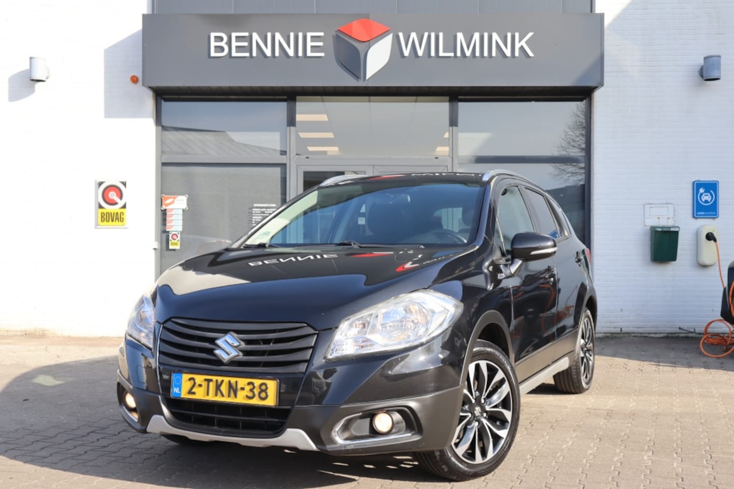 Suzuki SX4 S-Cross - 1.6 Exclusive Keyless - AutoWereld.nl