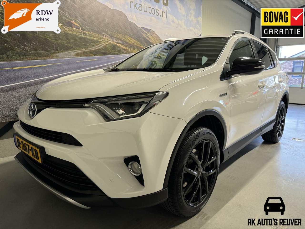 Toyota RAV4 - 2.5 Hybrid Executive Business / Leder - AutoWereld.nl