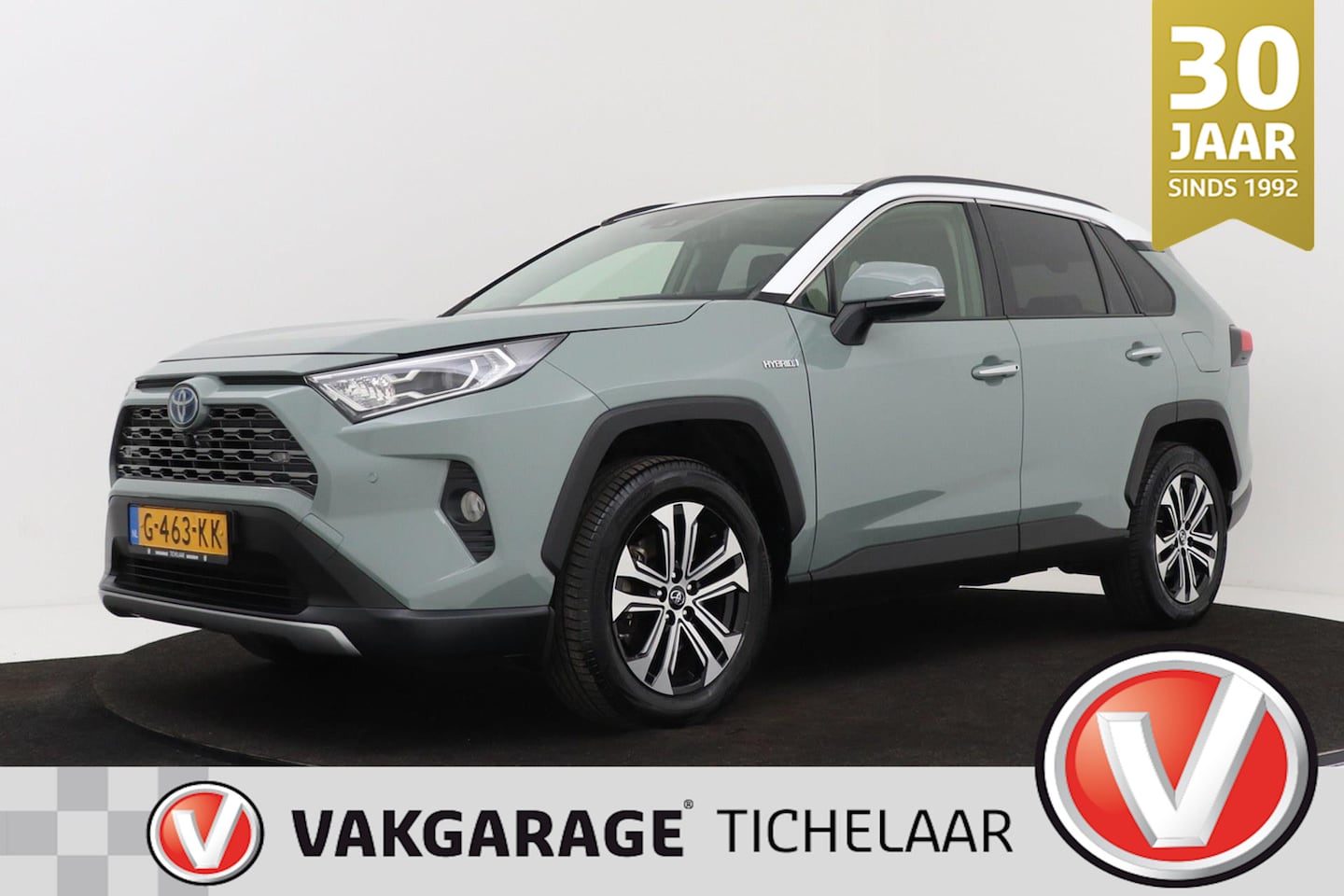 Toyota RAV4 - 2.5 Hybrid AWD Executive | Trekhaak | Panoramadak | Org NL | CarPlay | Elek. Kofferklep | - AutoWereld.nl