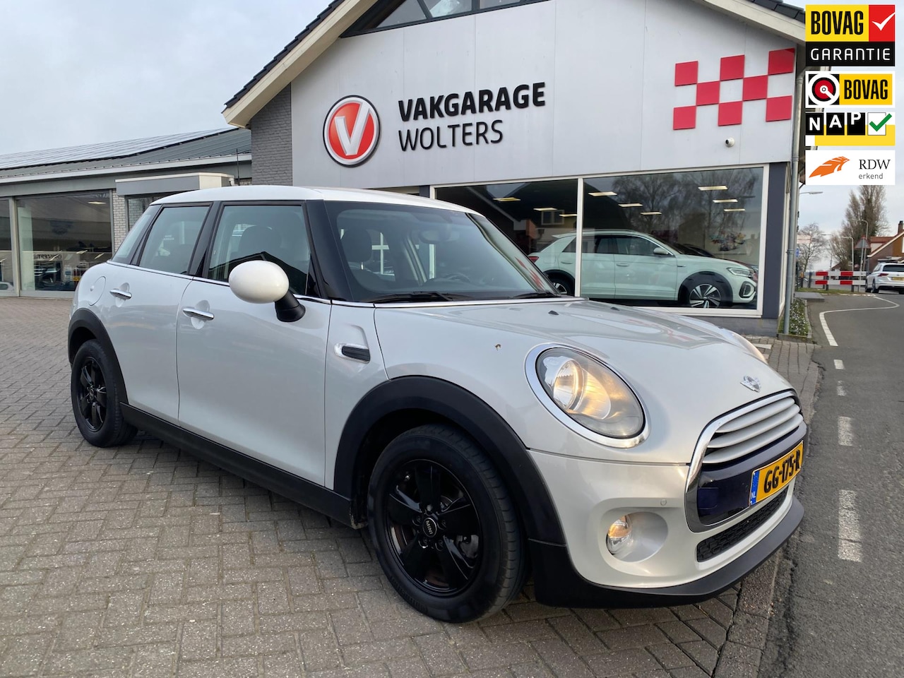 MINI Cooper - Mini 1.5 Business - AutoWereld.nl