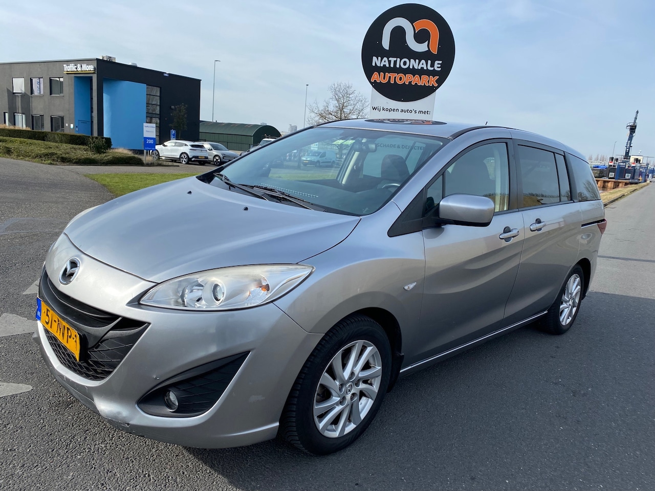 Mazda 5 - 2010 * 2.0 Business * APK * 7.P PERSOONS * KM NAP ! - AutoWereld.nl