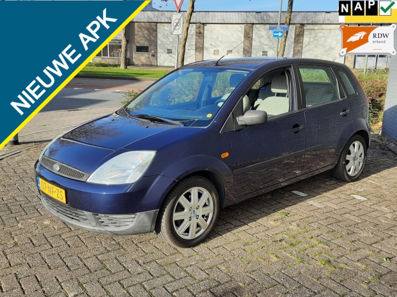 Ford Fiesta - 1.3 Ambiente 5-Drs Airco Nw APK - AutoWereld.nl