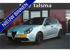 Alfa Romeo Giulietta - 1.4 Turbo Sport | Panoramadak | Camera | 18" Velgen