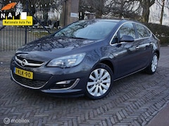 Opel Astra - 1.4 Turbo Cosmo Sedan (Bj 2013) Clima|Cruis|Navi