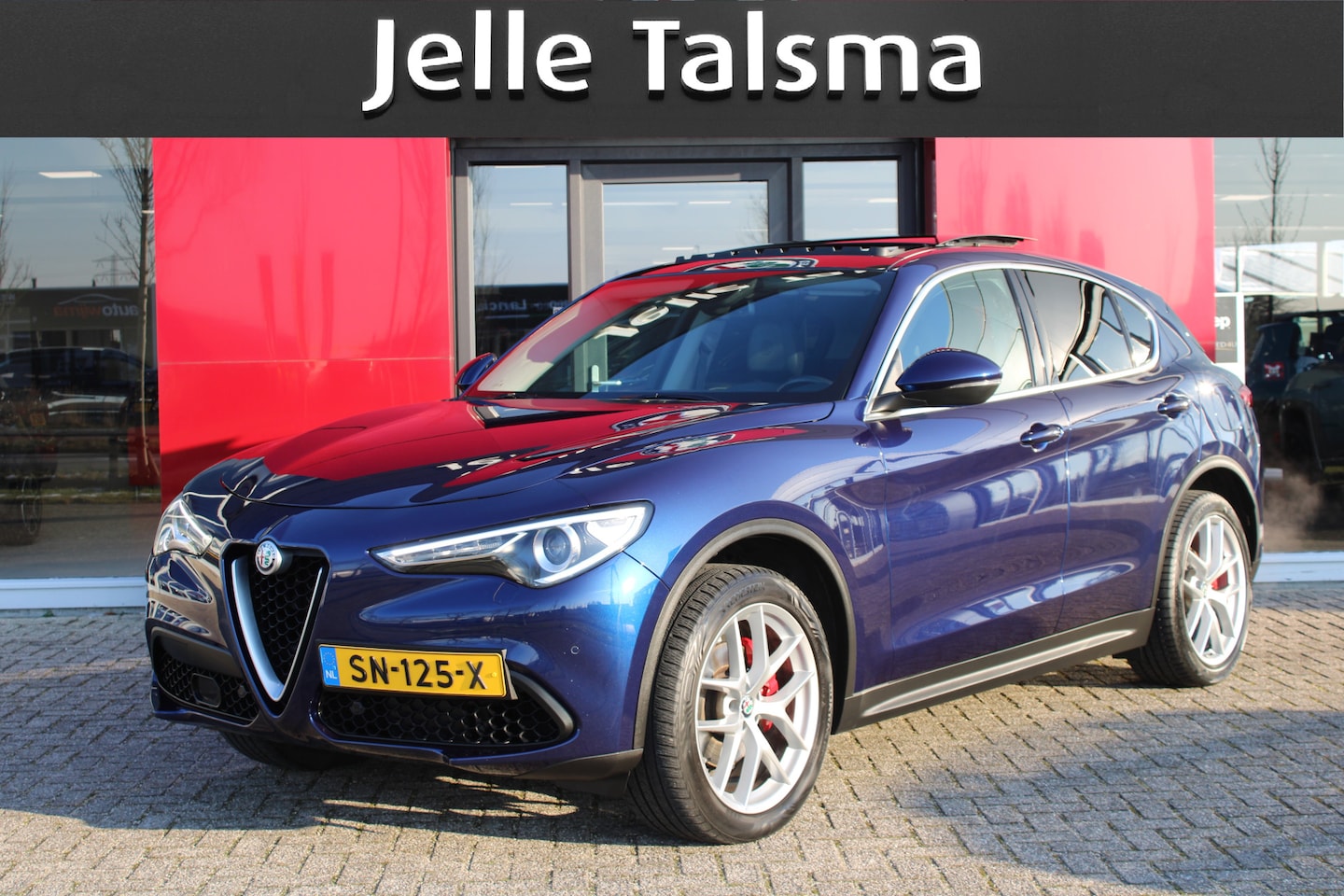 Alfa Romeo Stelvio - 2.0 T AWD First Edition | Trekhaak | Lederen Bekleding | Climate Control | Stoelverwarming - AutoWereld.nl