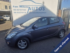 Hyundai i20 - 1.2i Business Ed. AIRCO