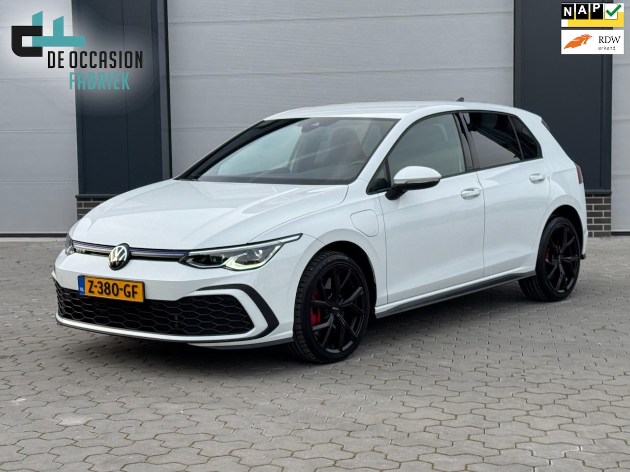 Volkswagen Golf - 1.4 eHybrid GTE 18inch - AutoWereld.nl