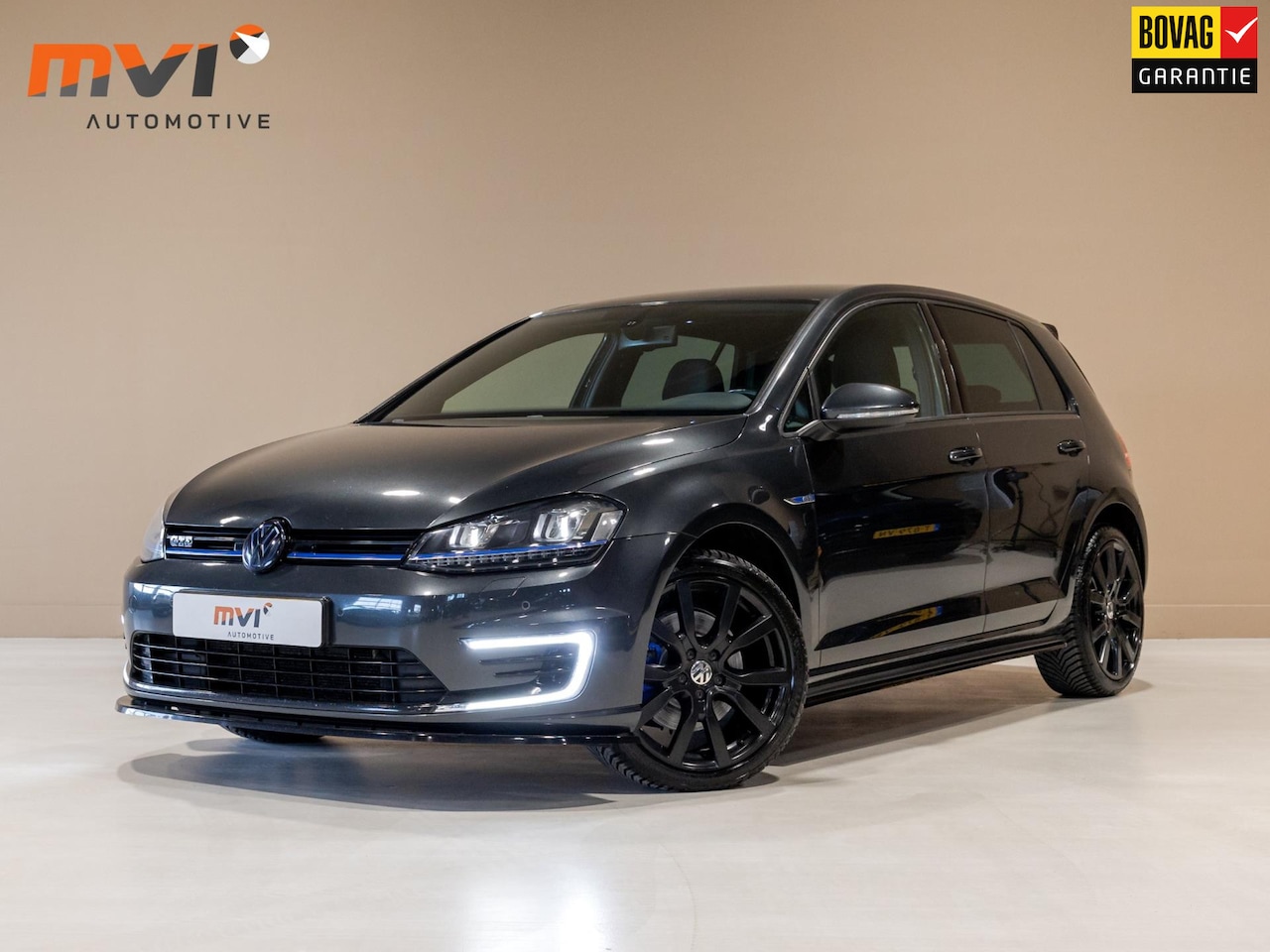 Volkswagen Golf - 1.4 TSI GTE / 204pk / Trekhaak / Achteruitrij camera / Stoelverwarming / - AutoWereld.nl