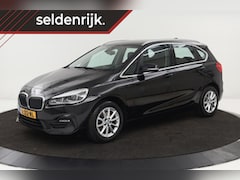 BMW 2-serie Active Tourer - 218i Business Edition | Head-Up | Full LED | Navigatie | Climate control | PDC | Chrome Li