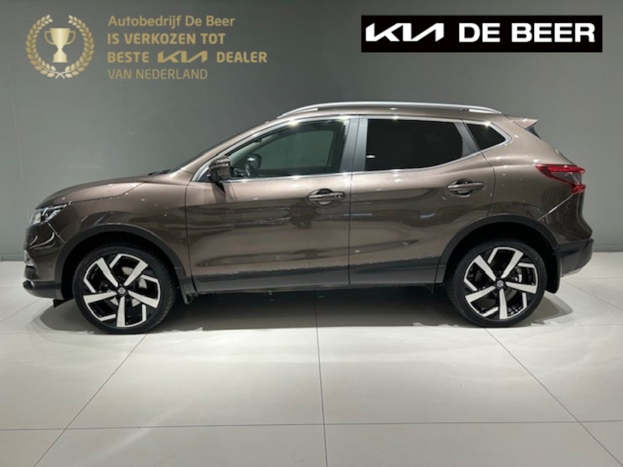 Nissan Qashqai - 1.3 DIG-T 140pk Tekna PANO - AutoWereld.nl