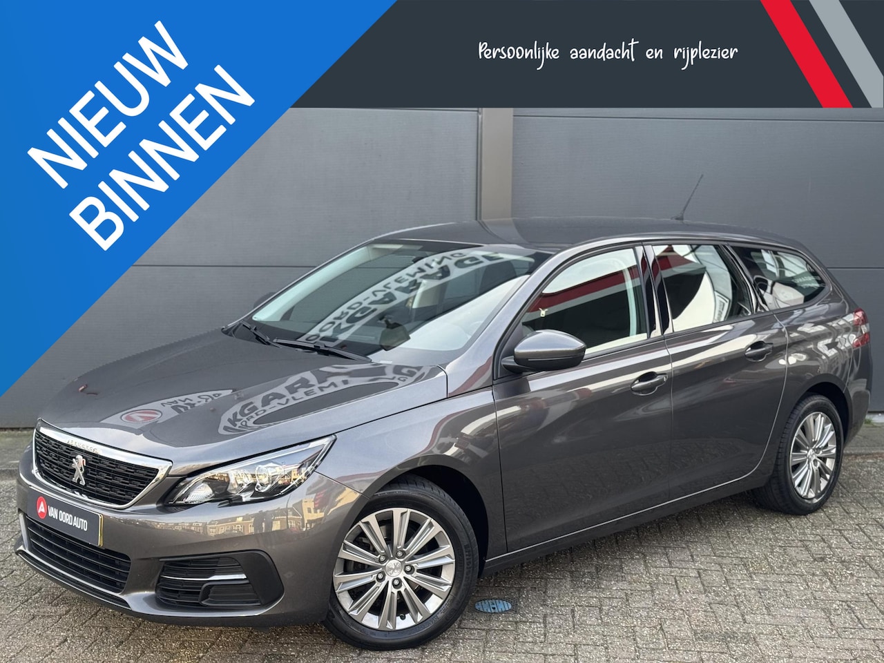 Peugeot 308 SW - 1.2 / 1e Eig / 100 % Onderhoud / NAV / Trekhaak - AutoWereld.nl