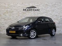 Toyota Auris - 1.8 Hybrid Aspiration | CAMERA | NAVI | NAP | NL AUTO |