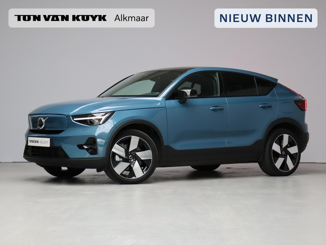 Volvo C40 - Single Motor Extended Range Ultimate 82 kWh / Trekhaak / 360 camera / Getint glas / Nubuck - AutoWereld.nl