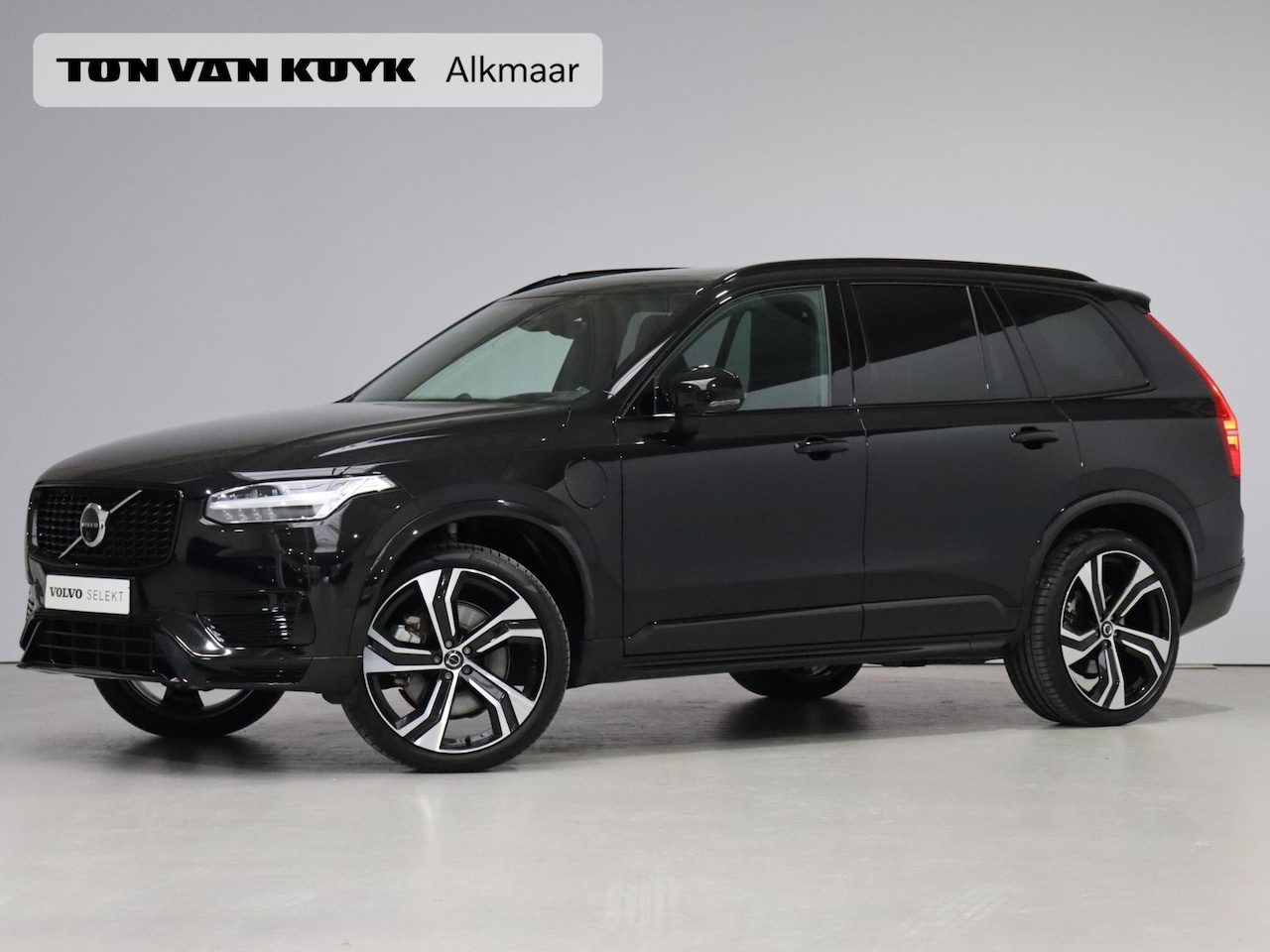 Volvo XC90 - T8 Recharge AWD Ultra Dark / Pano. dak / Head-up display / 360 camera / 22" wielen / Bower - AutoWereld.nl