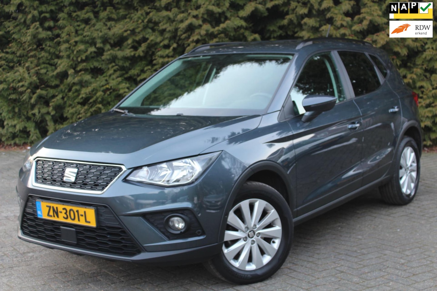 Seat Arona - 1.0 TSI Style Business Intense 95PK | Climate Control | KEYLESS | Camera | Cruise Control - AutoWereld.nl