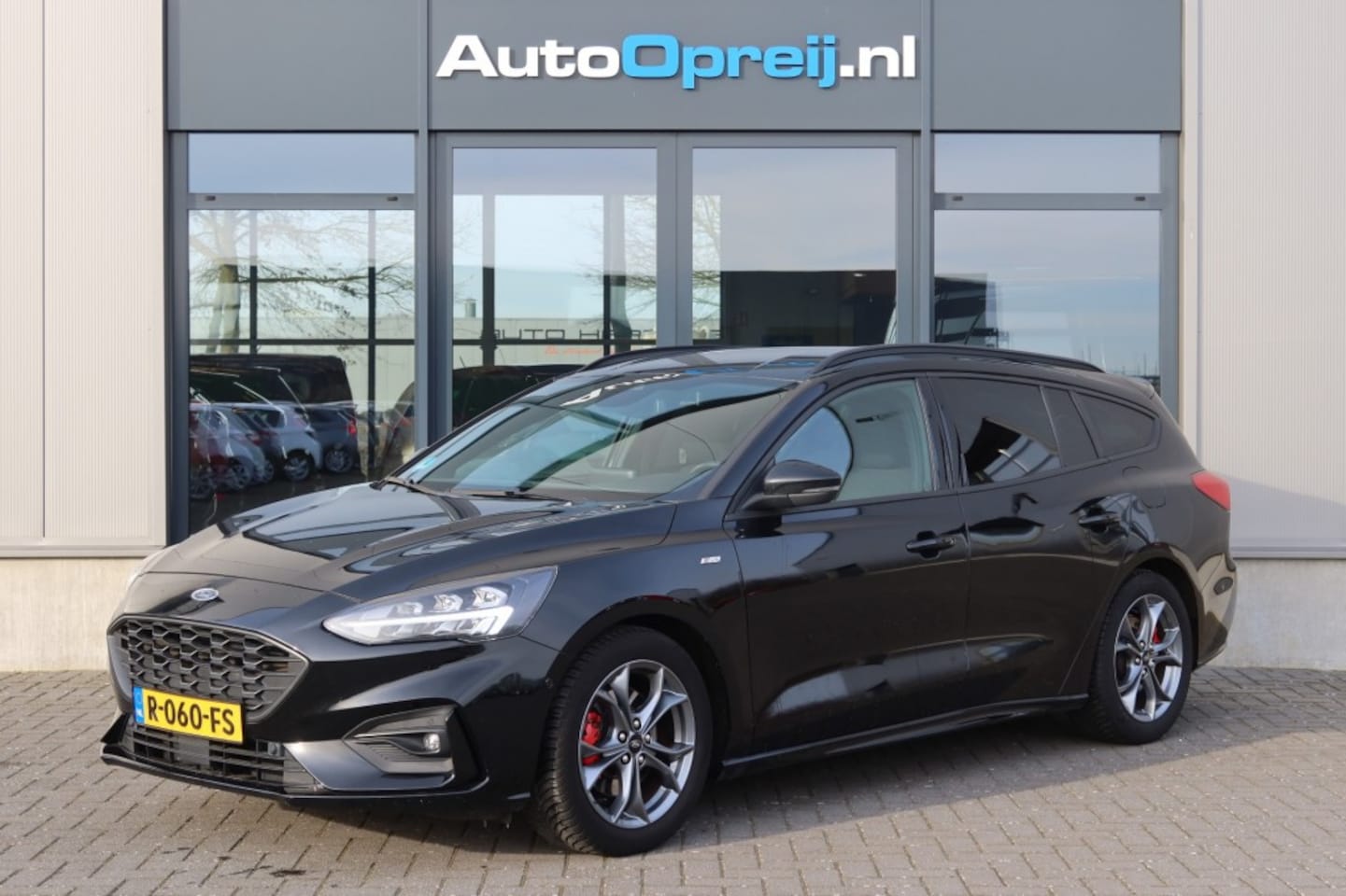 Ford Focus - 1.0 EcoBoost ST Line Business 125pk NAVI, Camera, LED, Winter pa - AutoWereld.nl