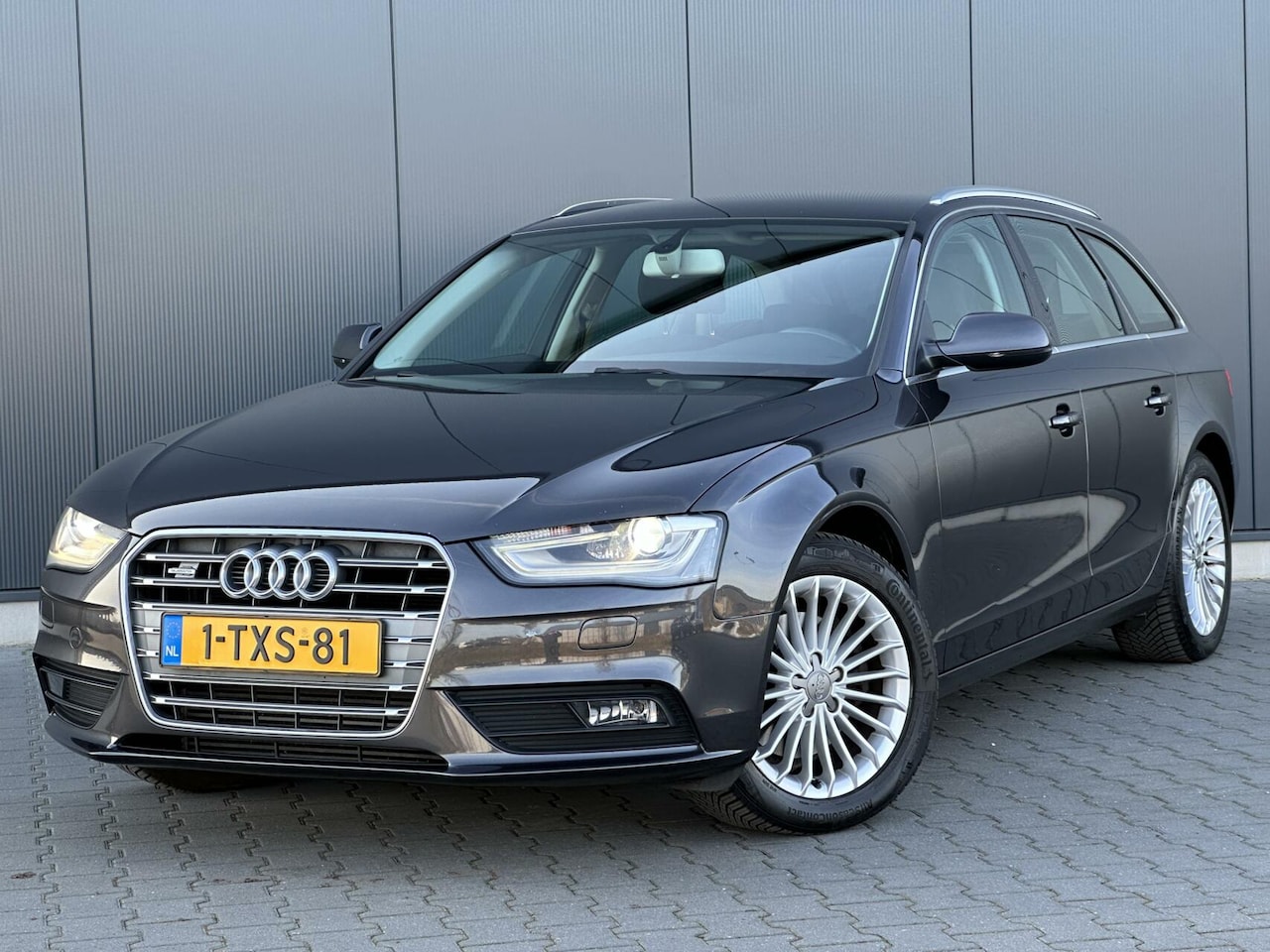 Audi A4 Avant - 1.8 TFSI Edition Xenon - Sportstoelen - Navi - Facelift - AutoWereld.nl