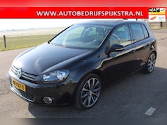 Volkswagen Golf - 1.4 TSI Highline // AUTOMAAT //