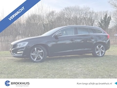 Volvo V60 - 2.0 D4 Nordic+ | ACC | Camera | Trekhaak | Keyless |