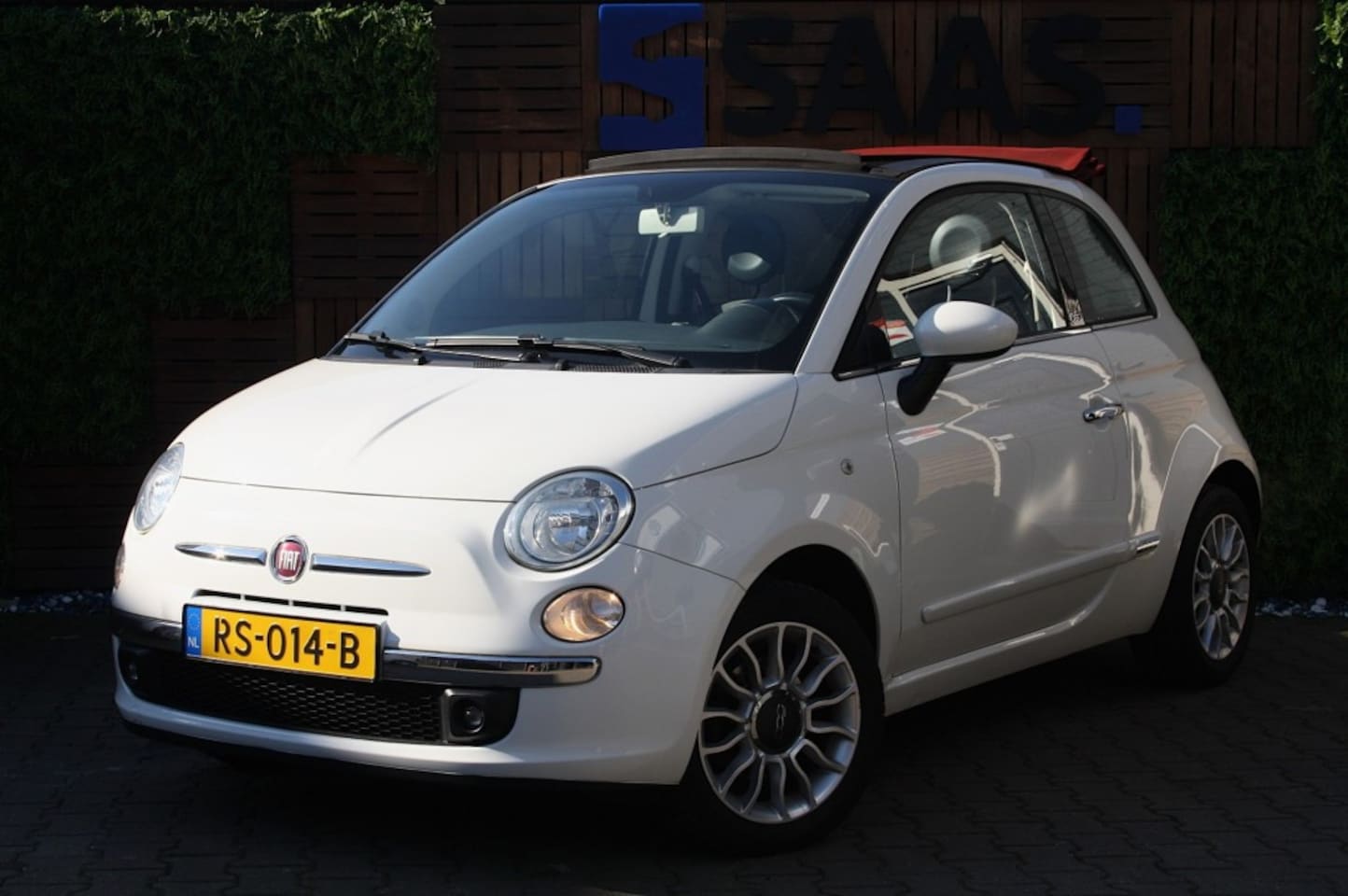 Fiat 500 - 1.4 / 4 cilind. / 1ste eig. / Cabrio / 101 PK - AutoWereld.nl