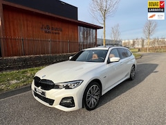 BMW 3-serie Touring - 330e xDrive M- sport, M- stoel, leder, trekhaak, pano, hud