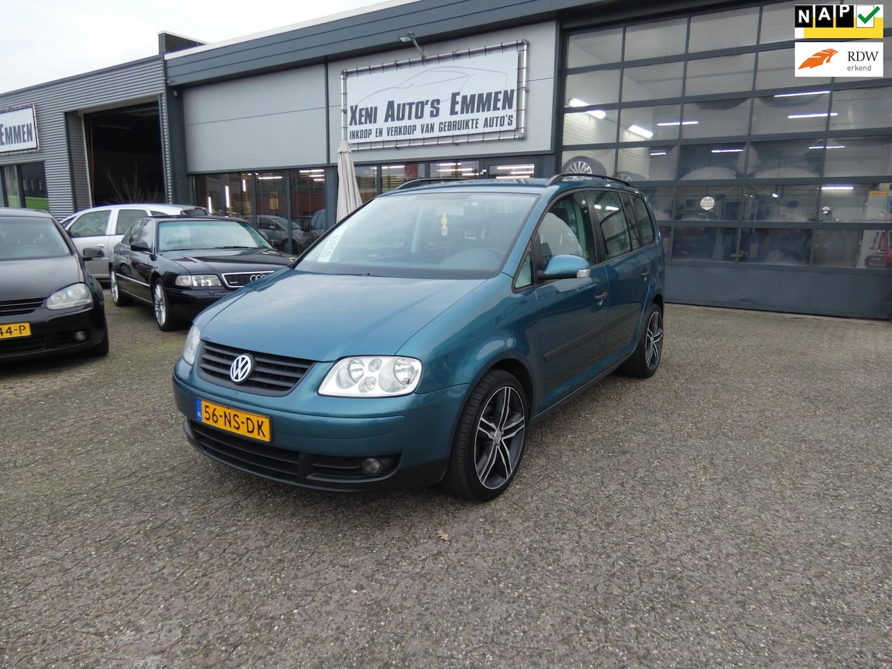 Volkswagen Touran - 1.6-16V FSI Athene|Airco|Nw.APK|18'' Velgen|Trekhaak|Cruise Control.. - AutoWereld.nl