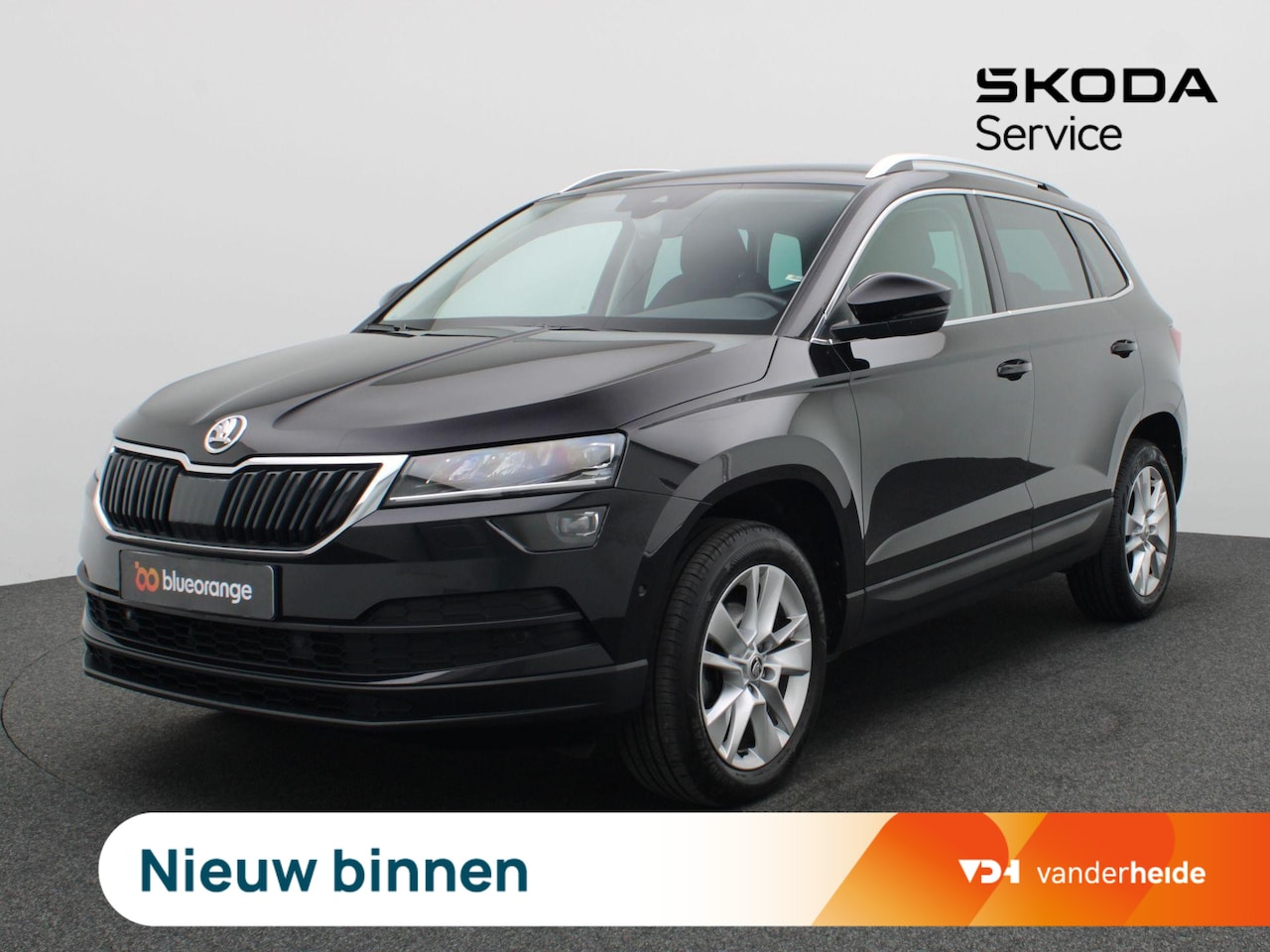 Skoda Karoq - 1.5 TSI ACT Business Edition 150PK DSG led, trekhaak, adaptieve cruise, stuur-stoelverwarm - AutoWereld.nl