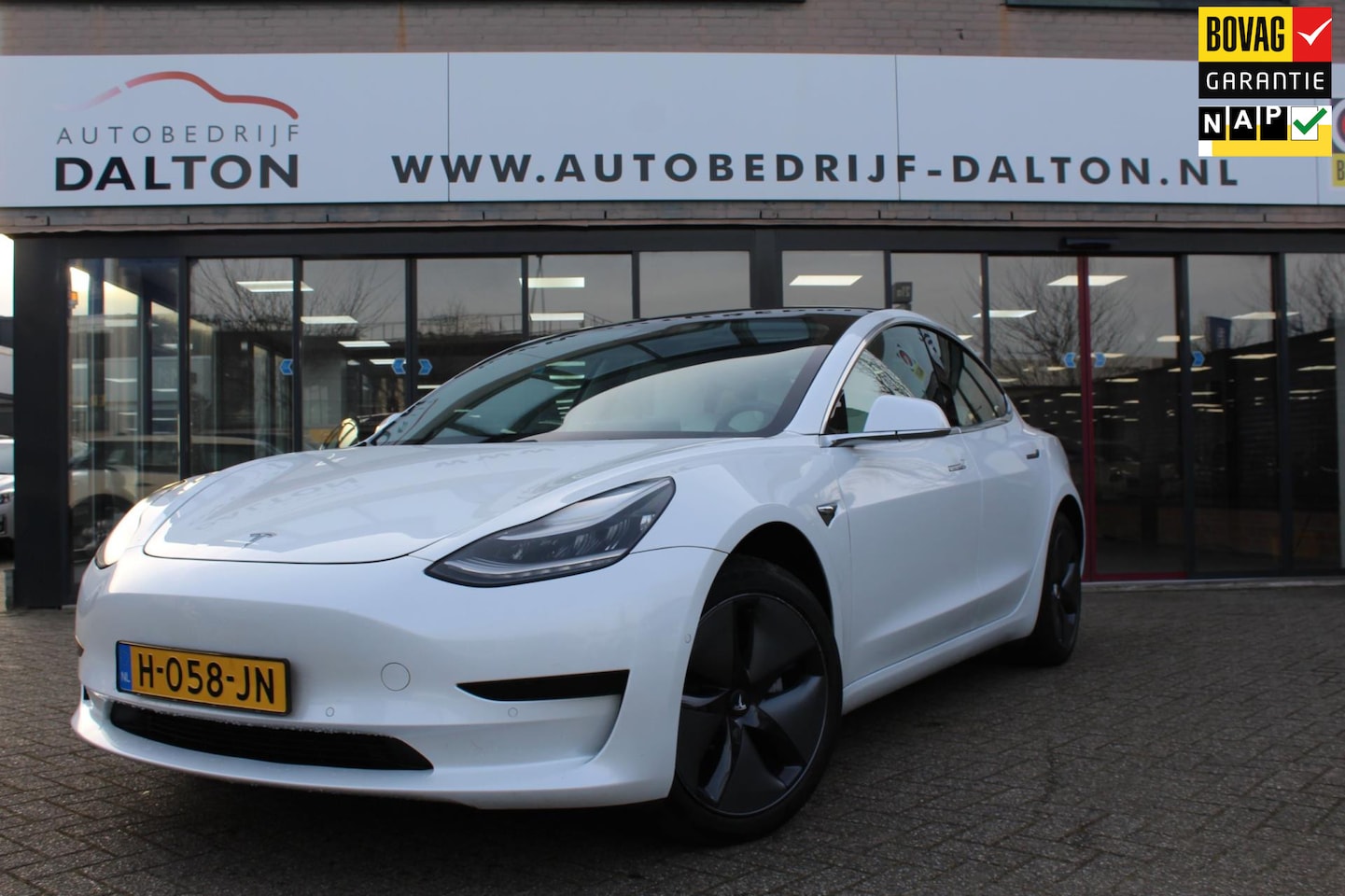 Tesla Model 3 - RWD Plus 60 kWh 1e EIG. / AUTOPILOT / 'WIT' LEER / PANODAK INCL. BTW - AutoWereld.nl