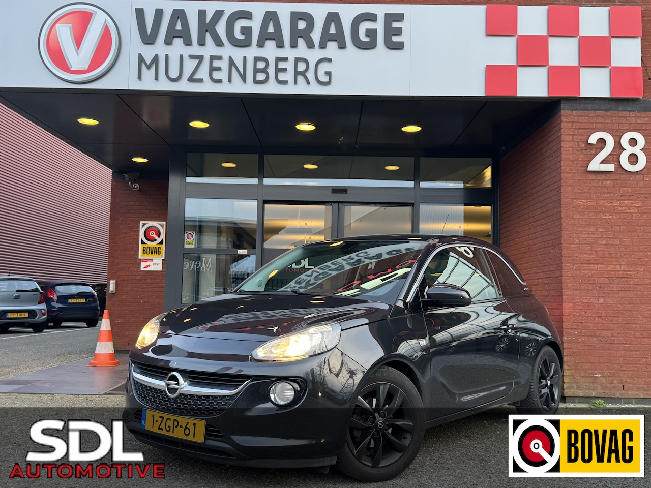 Opel ADAM - 1.0 Turbo Slam // CLIMA // CRUISE // STOELVERWARMING // PDC // HALF LEDEREN BEKLEDING - AutoWereld.nl