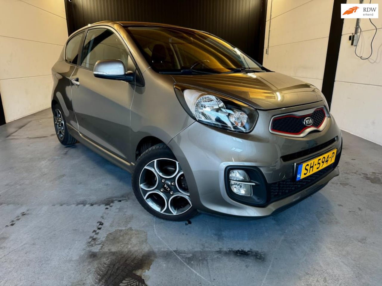 Kia Picanto - 1.2 CVVT | Airco | Stoelverwarming | Multi func. stuur - AutoWereld.nl