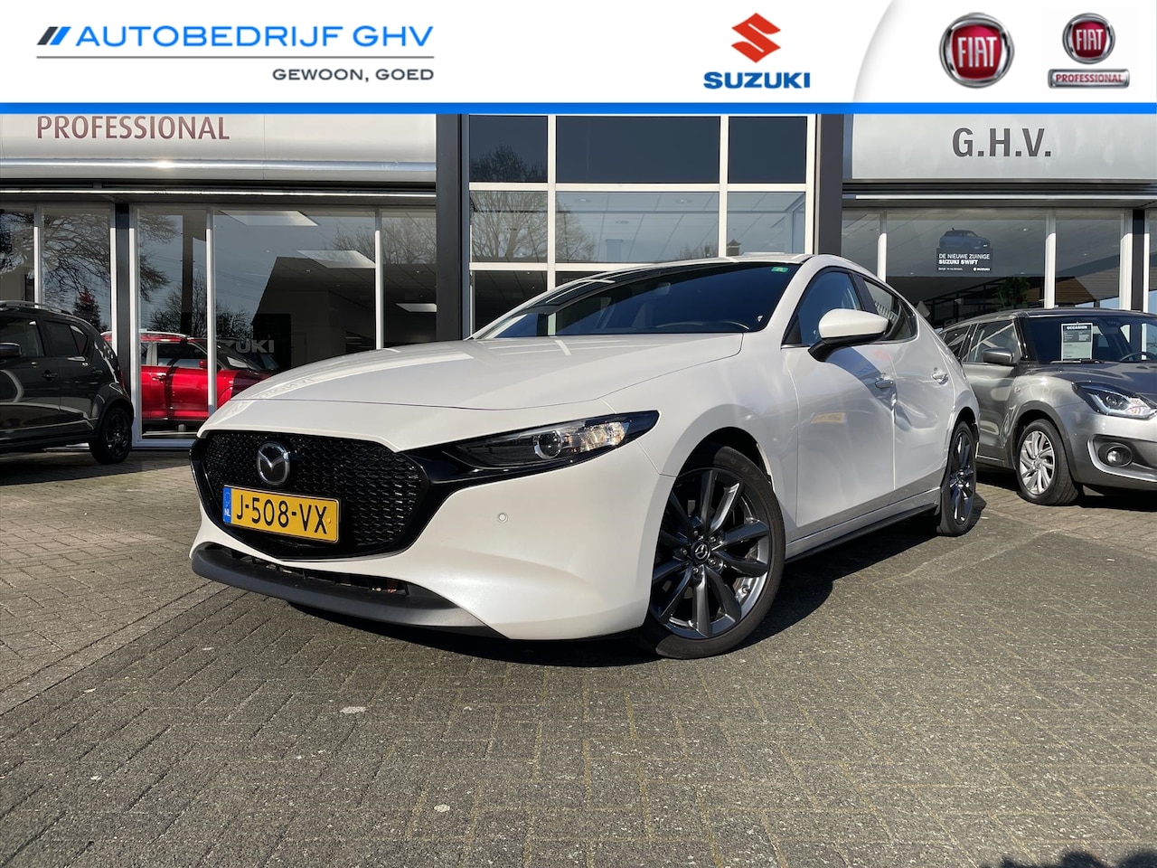 Mazda 3 - Hatchback Skyactiv-X 180pk Comfort Bose | Leder | Verkoopbemiddeling | - AutoWereld.nl