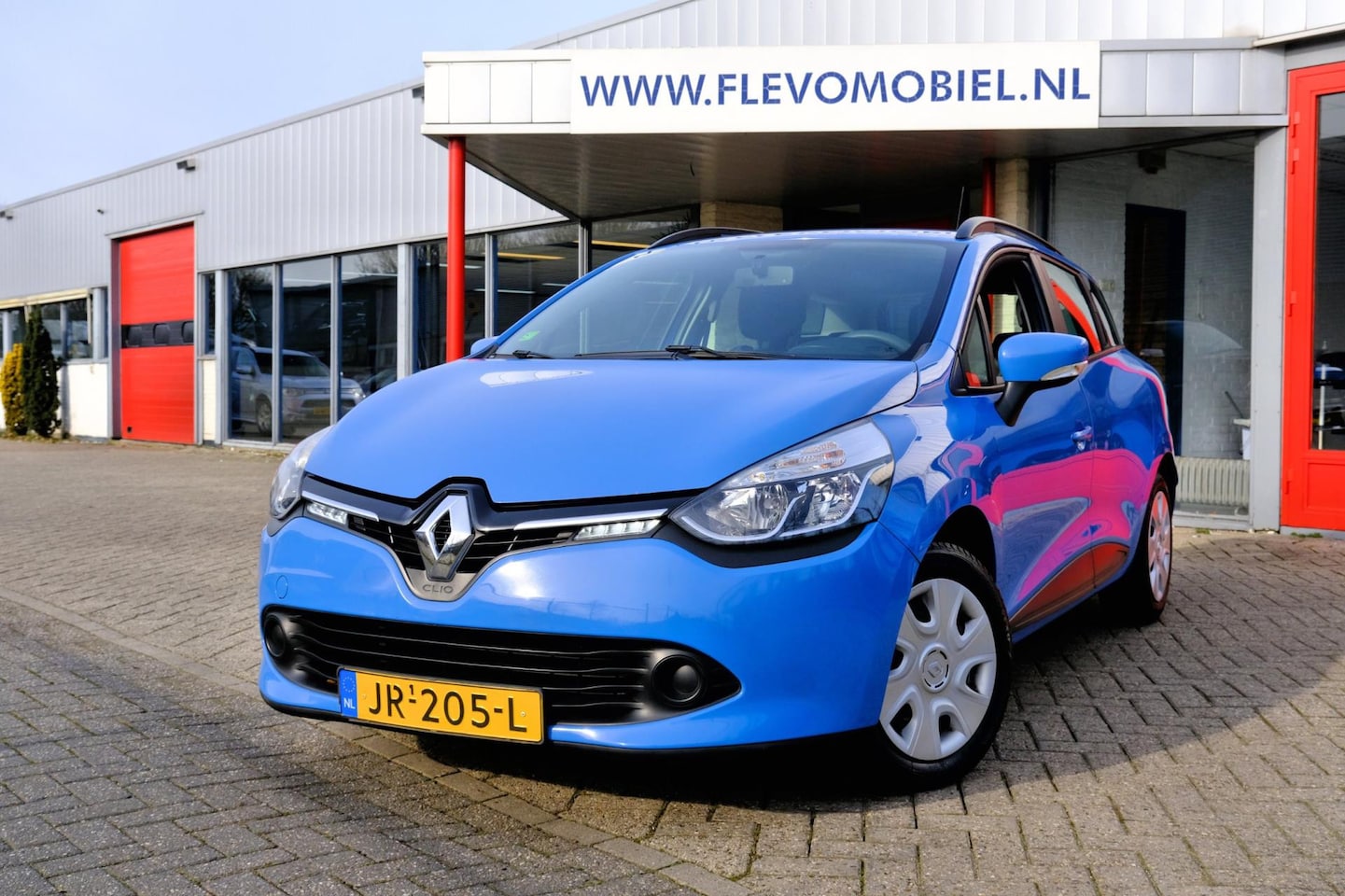 Renault Clio Estate - 0.9 TCe Expression Navi|Airco - AutoWereld.nl